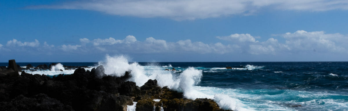 Crashing waves at  Laupahoehoe on the Big Island