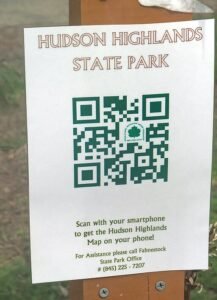 Daniel Case, CC BY-SA 3.0, via Wikimedia Commons - real QR code, not a scam