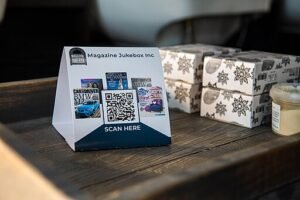 Magazine Jukebox, CC BY-SA 4.0, via Wikimedia Commons - real QR code, not a scam