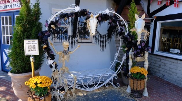 Solvang scarecrow display near Solvang Trolley Ice Cream Store